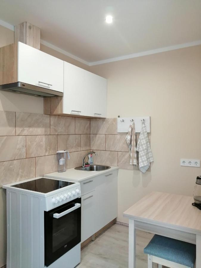 Apartamenti Miera Osta Liepaja Exterior photo
